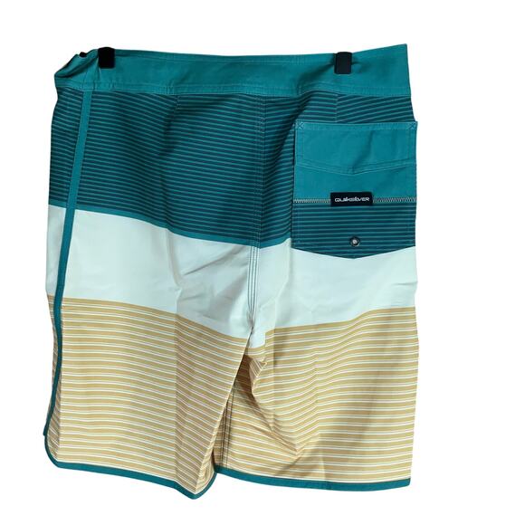 Quiksilver Boys Surfsilk Tijuana Board Swim Shorts, 30 NWT - Picture 2 of 2
